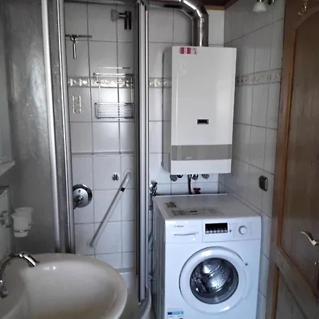 85 Og Διαμέρισμα *